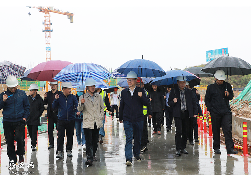 江春生督导调研部分重点工程项目建设